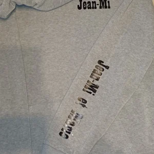 Sweat personnaliser Jean-mi-lescreationsdeprescilia.com