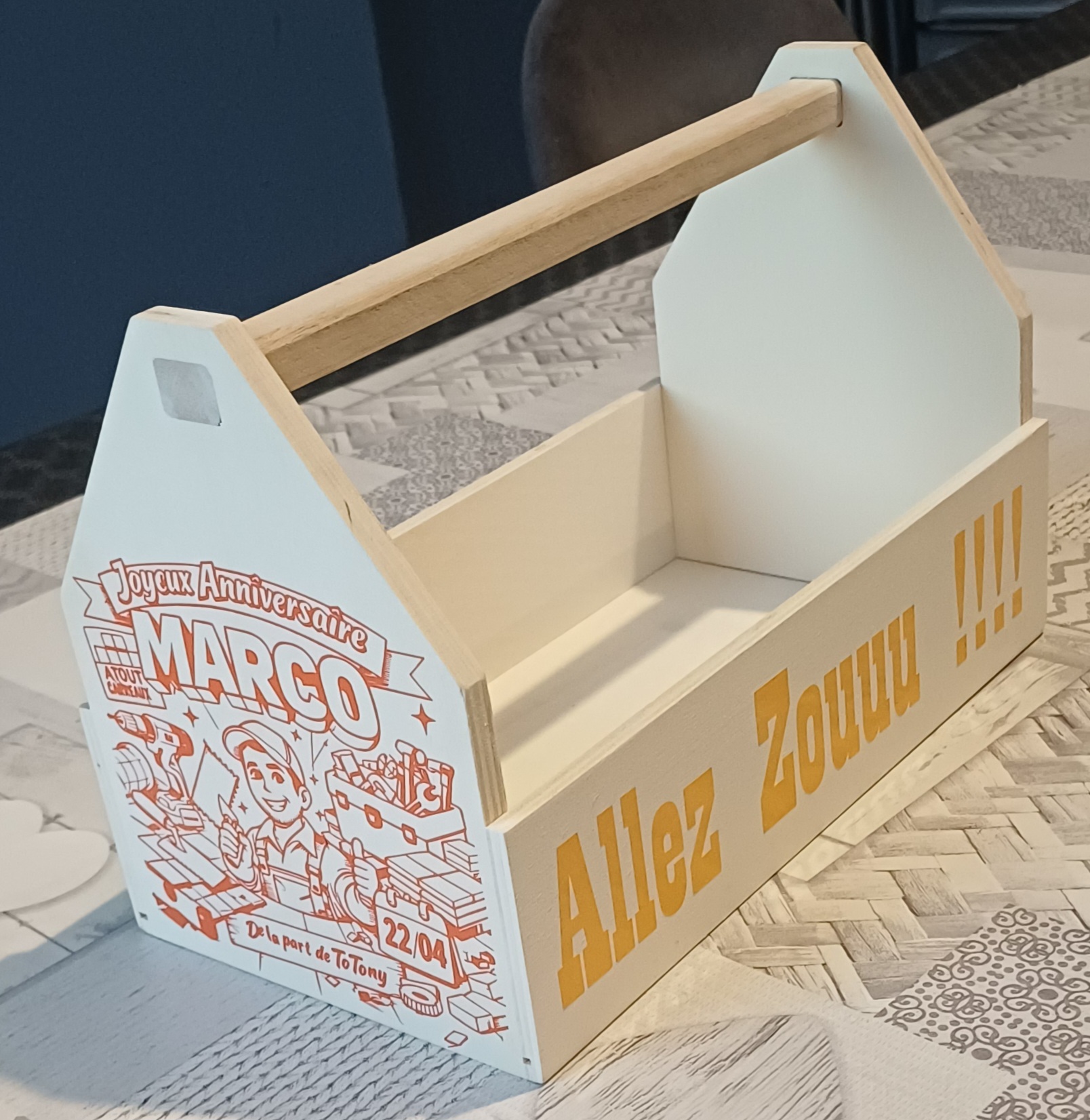 Caisse à outil en bois personnalisé